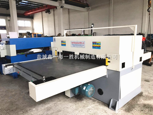 点击查看：自动双边送料裁断机的详细信息