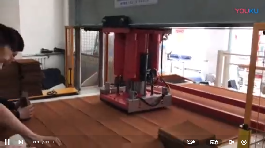 电脑龙门移动式裁断机